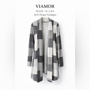 Viamor Open-Front Soft Drape Cardigan — Gray & White Plaid